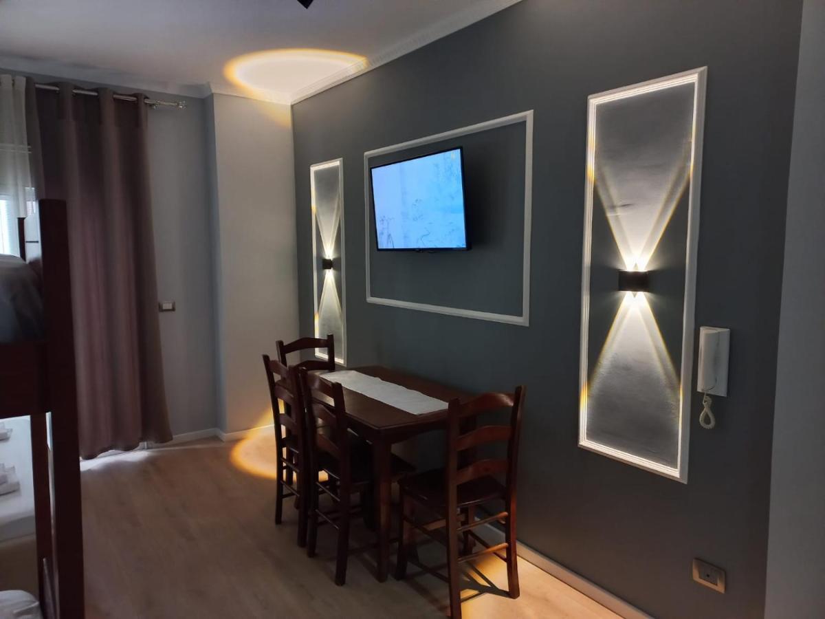Lungomare Apartament Sea View Vlore Exterior photo